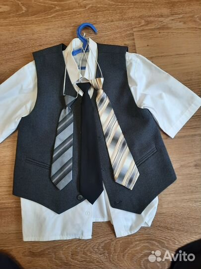Школьный костюм для мальчика серый 140