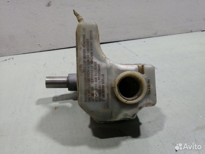 Главный тормозной цилиндр Volkswagen Passat B6 B6