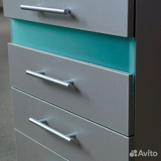 Педикюрная тумба с уф блоком Ту-1