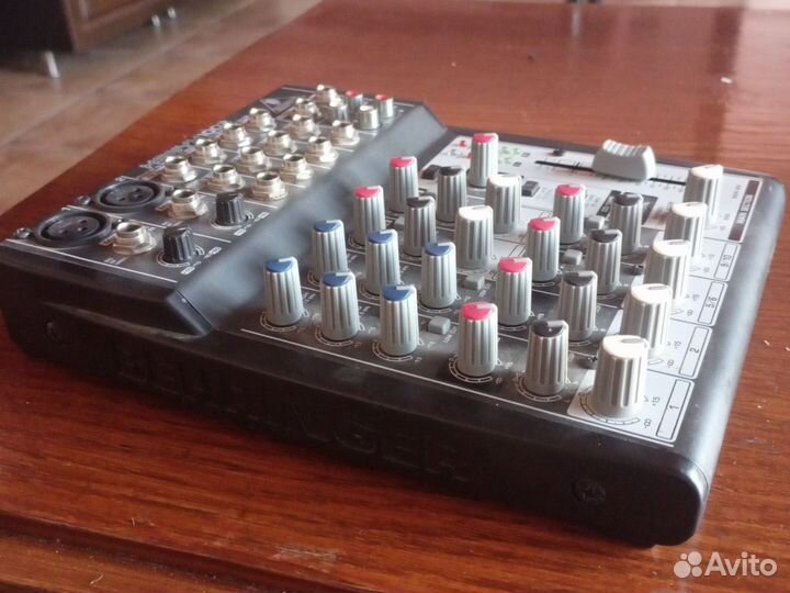 Behringer xenyx 1002
