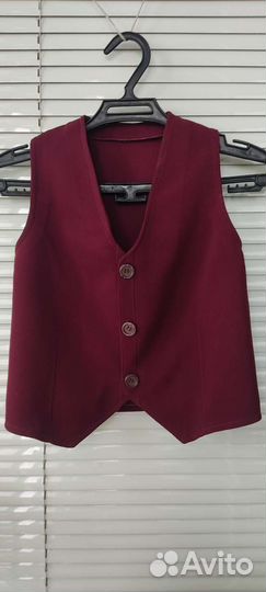 Жилетка для мальчика школьная 134 140