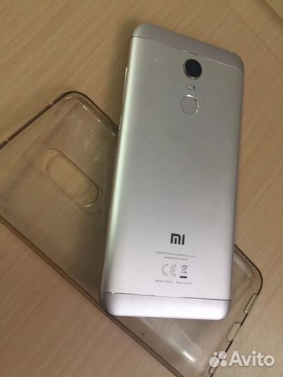 Xiaomi Redmi 5 Plus, 4/64 ГБ