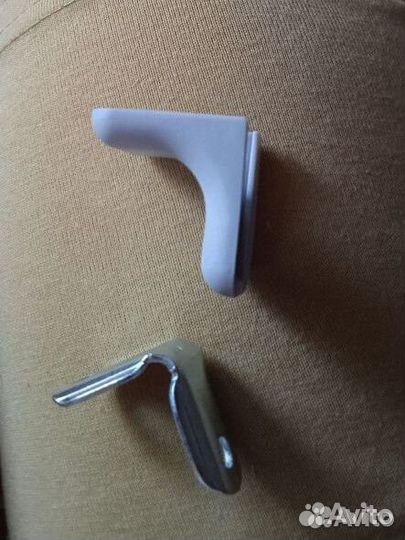 Уголок металлический с пластиковой накладкй разные