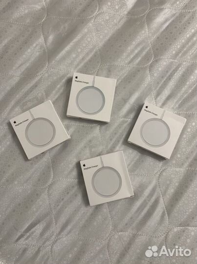 Беспроводная зарядка MagSafe Charger