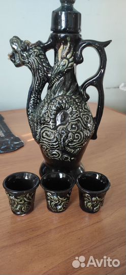 Кувшины и графины