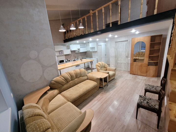 2-к. квартира, 57 м², 4/4 эт.