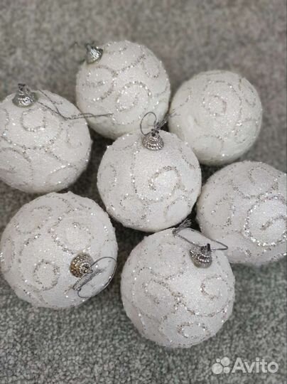 Елочные игрушки