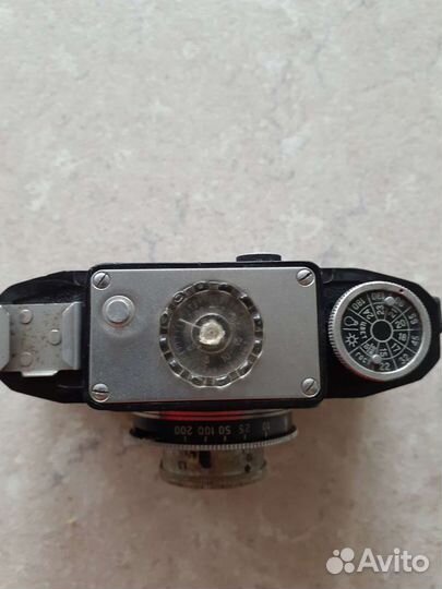 Плёночный фотоаппарат 