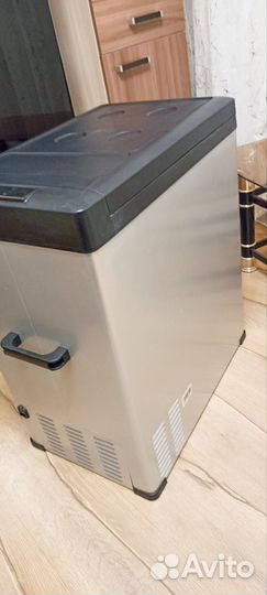 Автомобильный холодильник alpicool