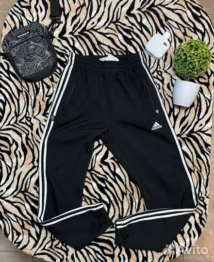 Штаны adidas