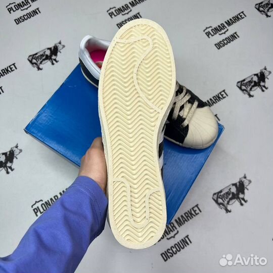 Оригинал 42,5 eu Face x adidas superstar 82