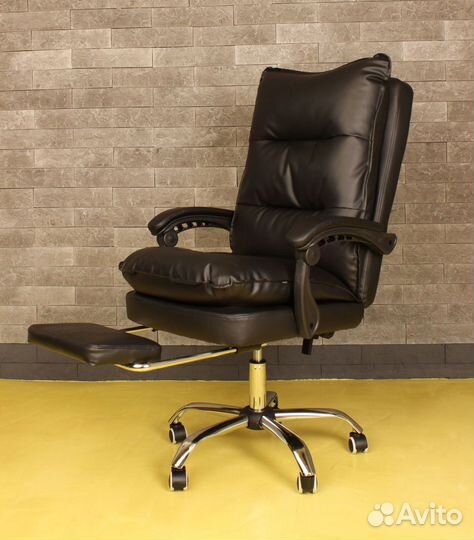 Компьютерное игровое кресло геймерское с массажем