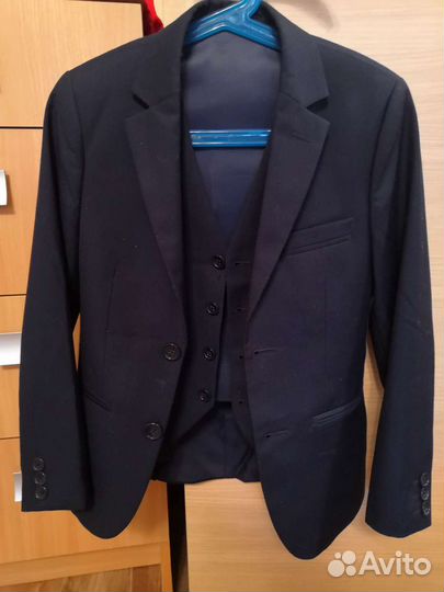 Костюм двойка пиджак и жилет