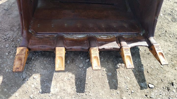 Ковш экскаватора Caterpillar CAT 320CL