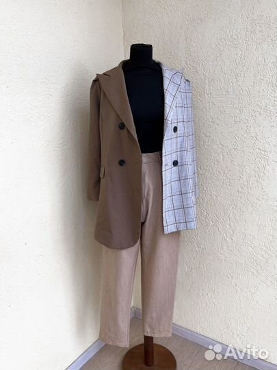 Брючный костюм женский 42-44