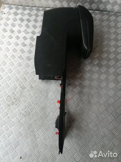 Консоль подлокотник Mitsubishi Outlander
