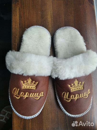 Меховые тапочки
