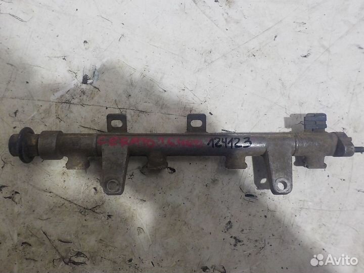 Топливная рейка (рампа) KIA cerato