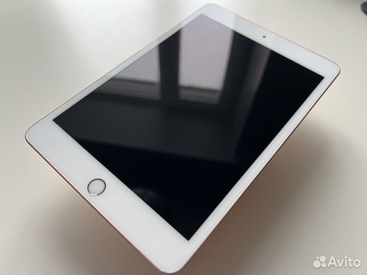 iPad Mini 5 64GB Wi-Fi Gold, 98 процентов акб