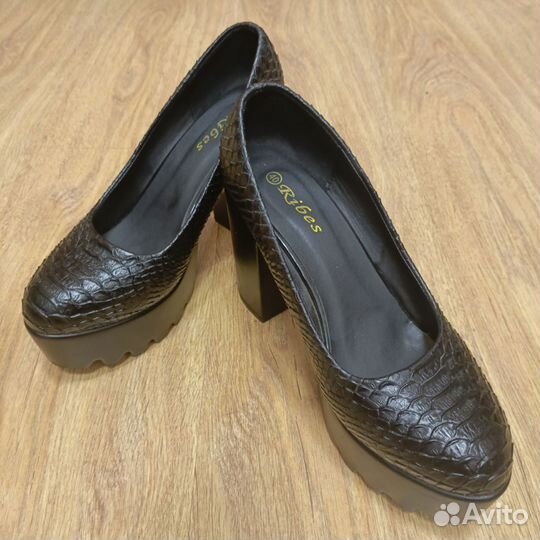 Туфли женские 40 размер