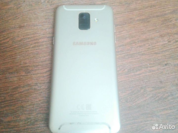 Смартфон Samsung Galaxy A6 (2019г. )