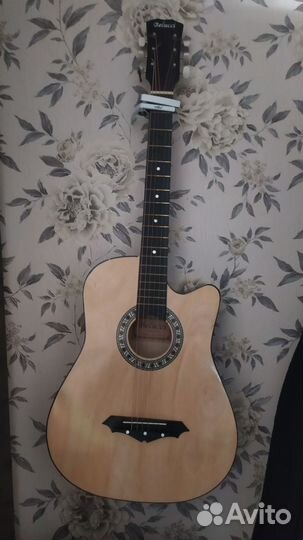 Акустическая гитара belucci