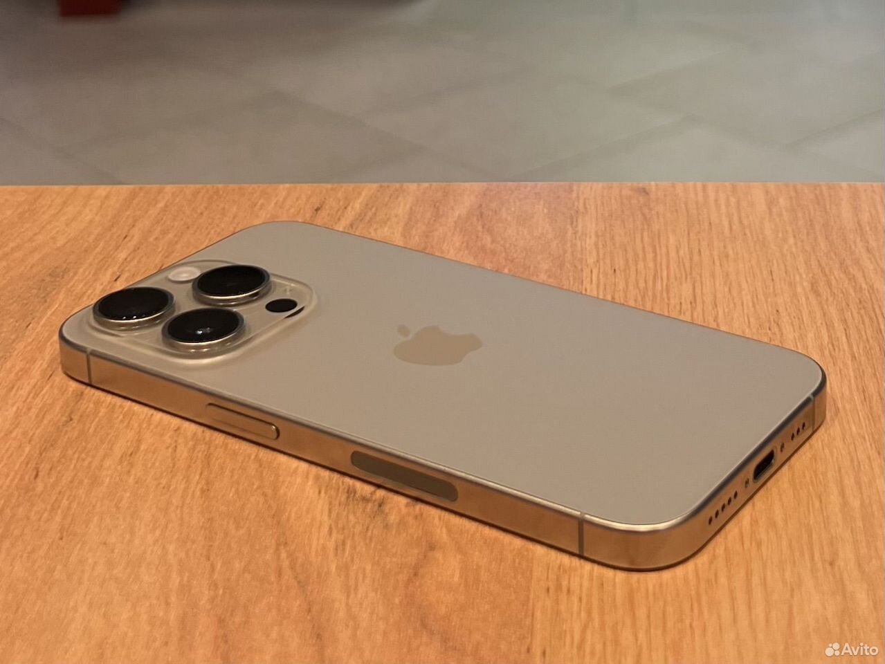 iPhone 15 Pro, 256 ГБ