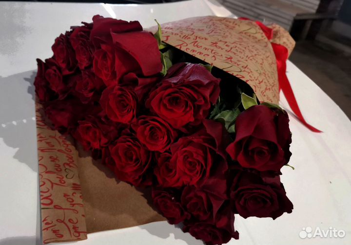 Розы с доставкой, букет роз 101