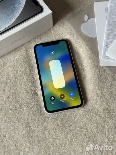 iPhone Xr, 64 ГБ