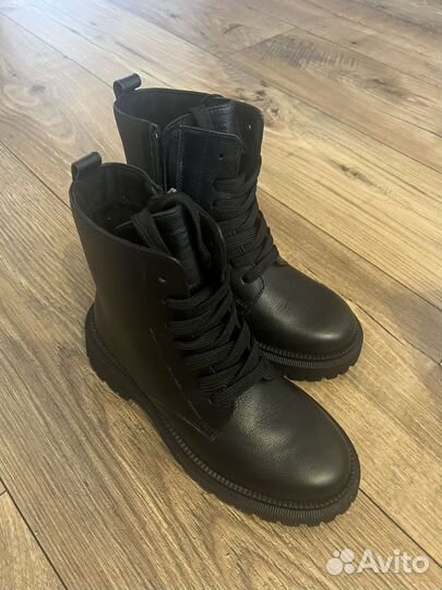 Новые кожаные зимние ботинки на девочку 33