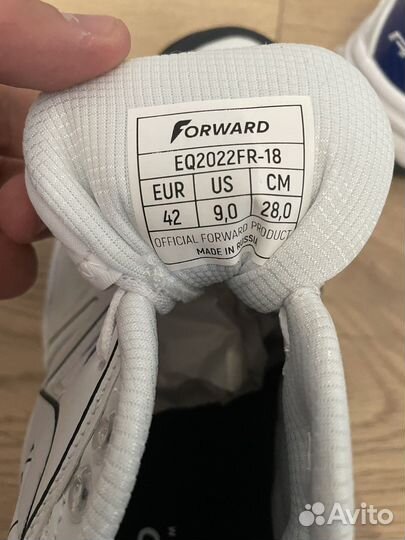 Кроссовки Forward