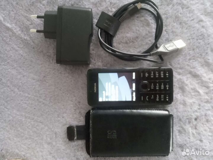Телефон Nokia 301