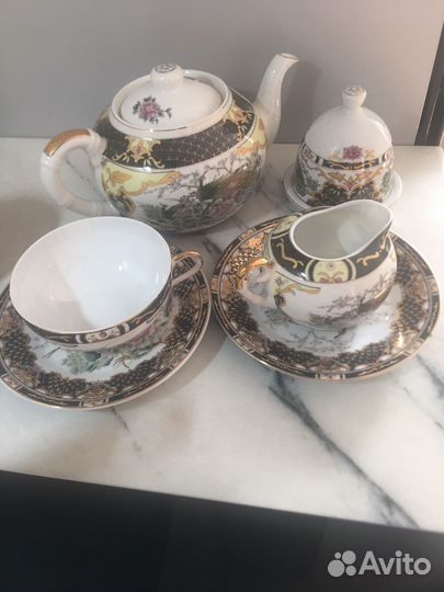 Чайный сервис с павлинами