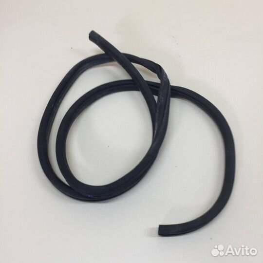 Уплотнитель проема двери задней правой Hyundai Sol