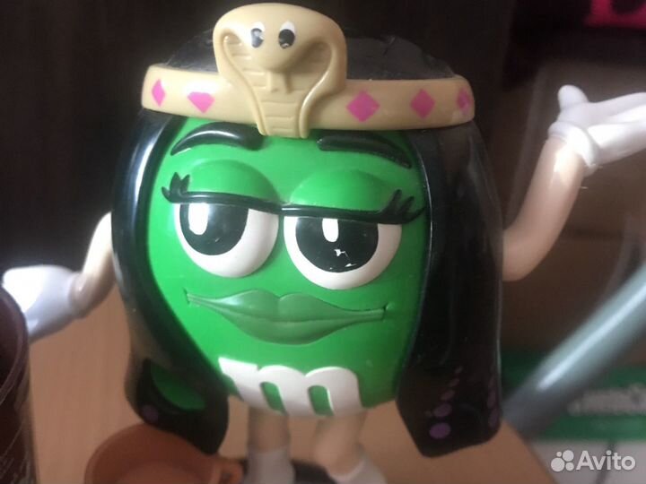 Аппарат подачи конфет M&M’S