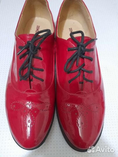 Туфли лак кожа новые