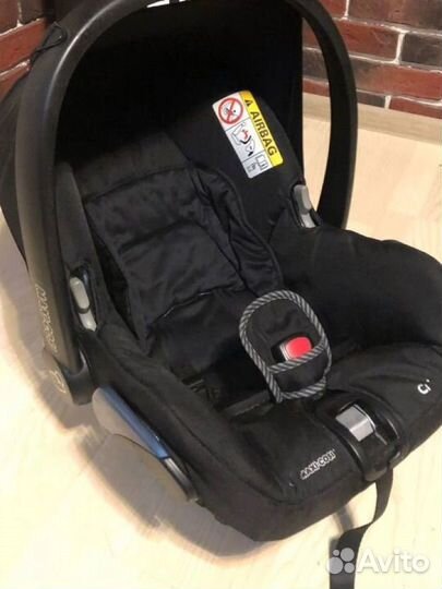 Автокресло 0+ Maxi-Cosi макси кози