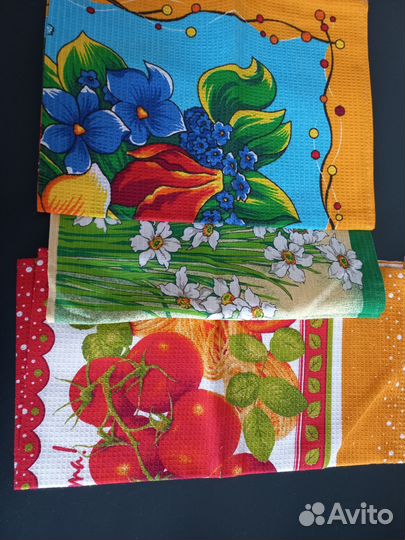 Полотенца, фартуки, скатерть