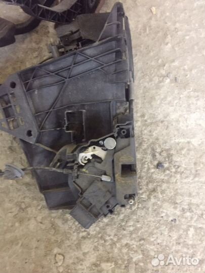 Замок дверной на Volvo Xc 60