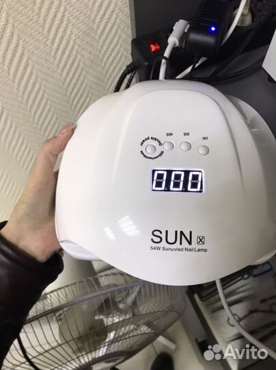 Лампа для маникюра новая