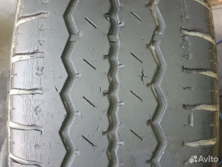 Hankook Radial RA08 215/70 R16C 108T