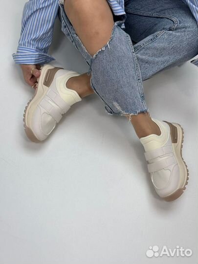 Кроссовки женские(37, 38,39,41)