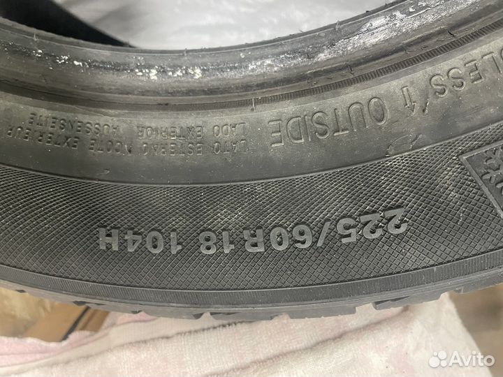 Kumho 792 225/60 R18