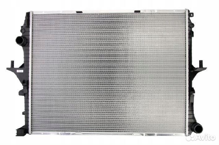 Volkswagen Touareg радиатор основной 2003
