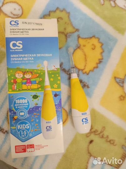 Зубная щетка