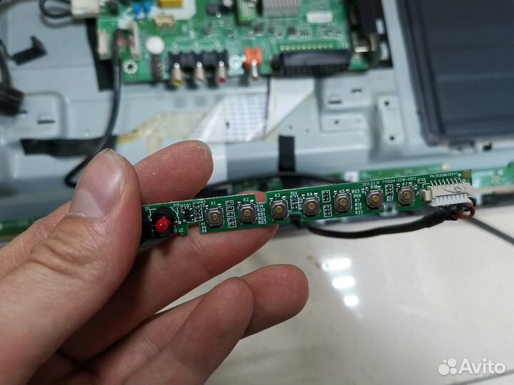 Телевизор Haier le32b8000t (Разбор)(По запчастям)