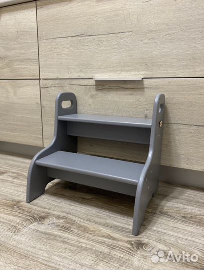 Табурет ступенька