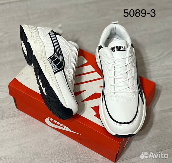 Кроссовки мужские 43