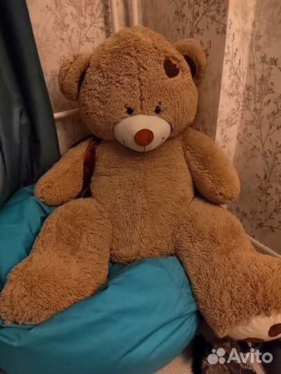 Плюшевый медведь
