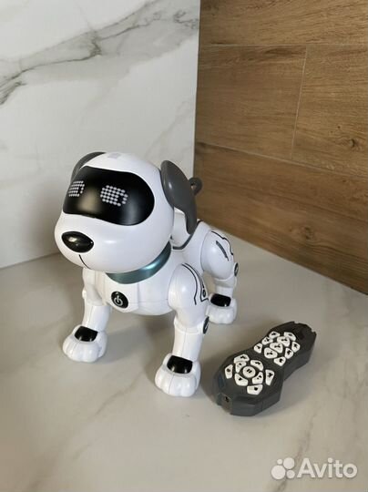 Робот Mobicaro Собака на пульте управления